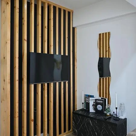 Апартаменты Raw Seaview In Infinity Pool&spa-parking Мамая