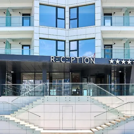 Raw Seaview In Infinity Pool&spa-parking Mamaia